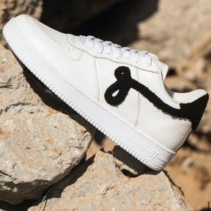 GF-01 by John Geiger 'White Pebbled Leather Black Chenille'